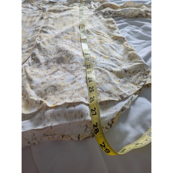 Chico's Top Women's M/1 Yellow Beige Aztec Style Button Up Shirt Artsy Southwest - Picture 13 of 13